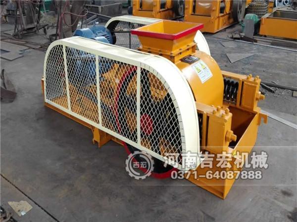 對(duì)輥破碎機(jī)圖片