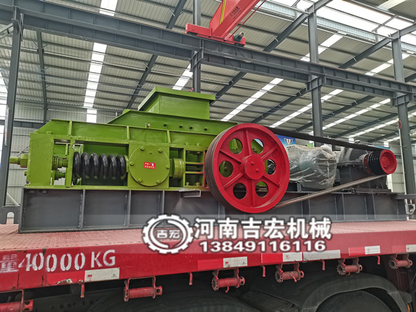 煤場老板必看!雙齒輥破碎機(jī)——煤炭破碎顆粒多、出粉少,利潤更高！